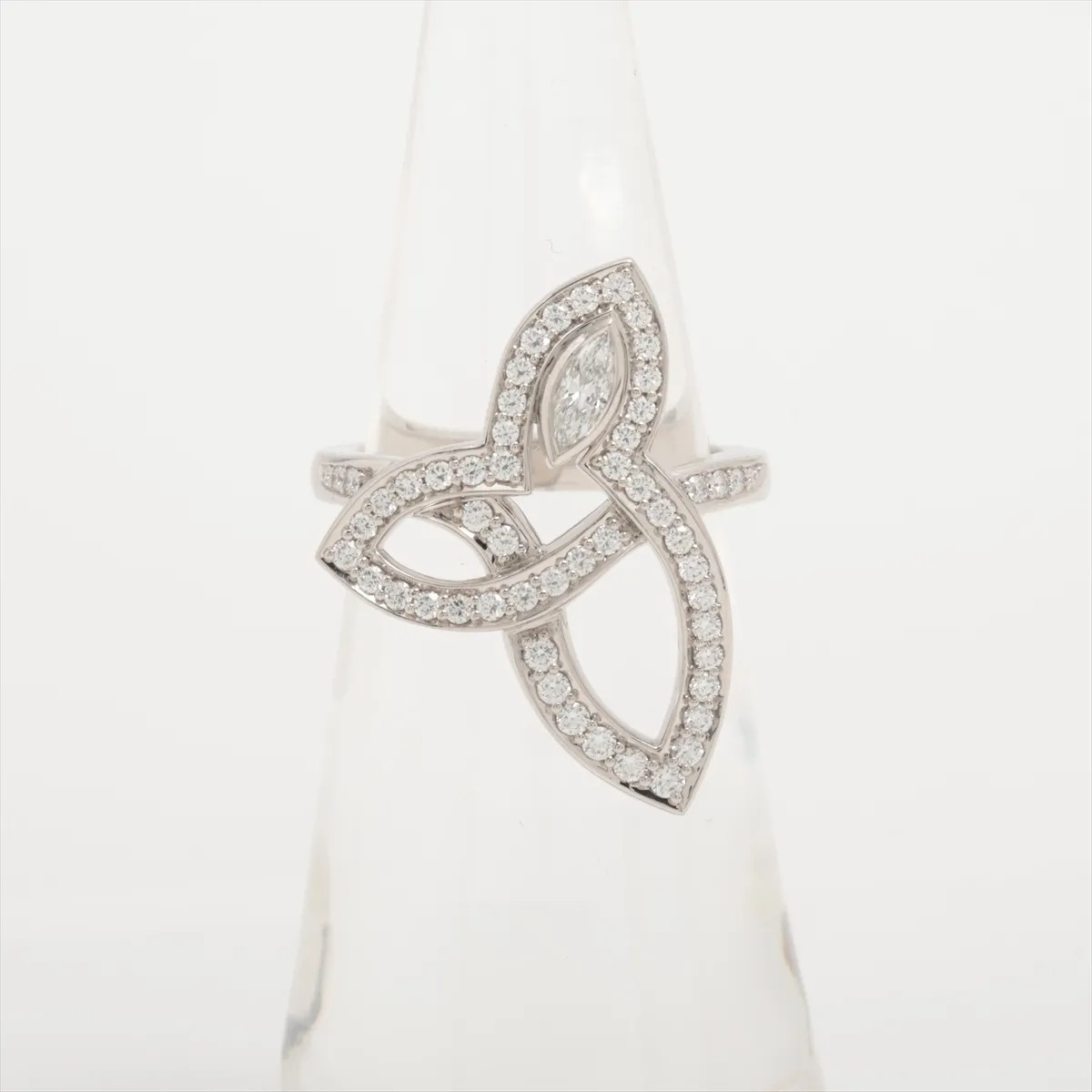 Harry Winston Lily Cluster Ring
