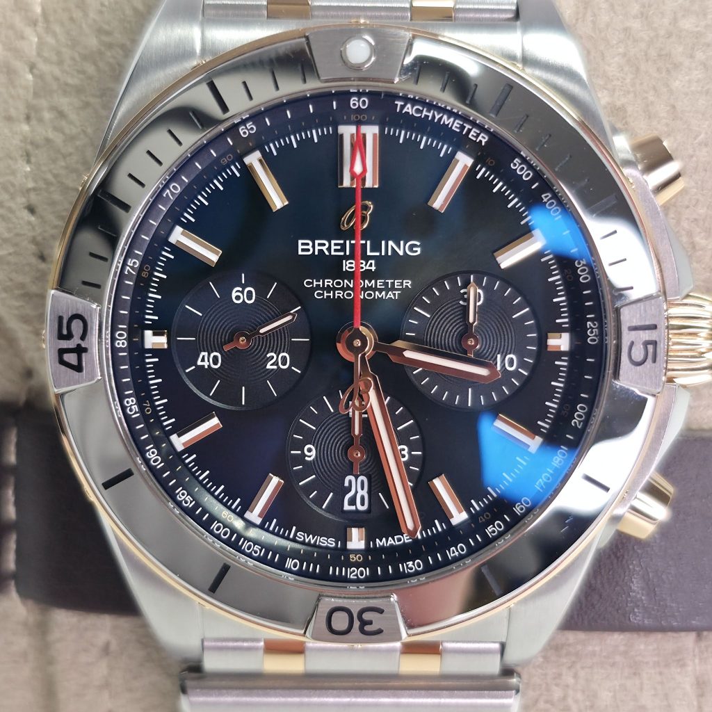Breitling アンスラサイト UB0134 高価買取いたしました