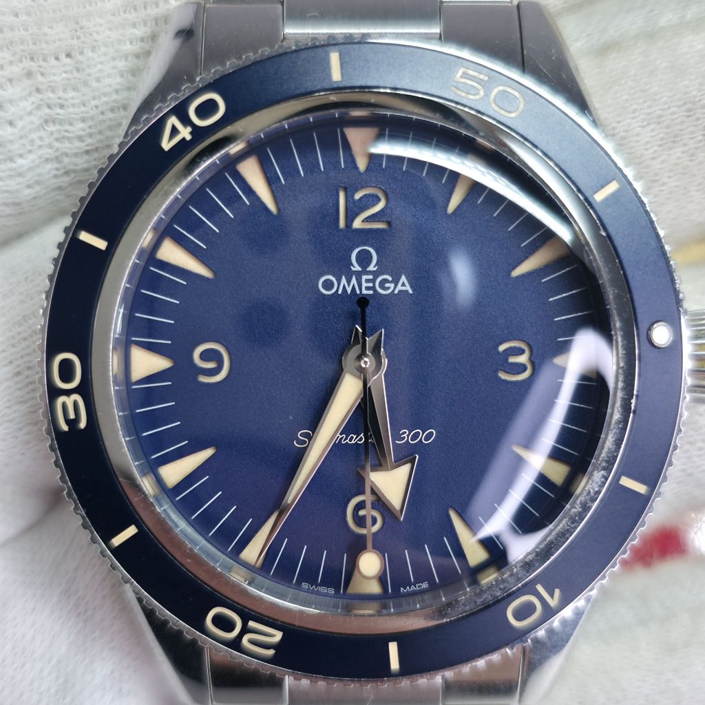 OMEGA シーマスター コーアクシャル 234.30.41.21.03.001 ブルー文字盤 高価買取いたしました